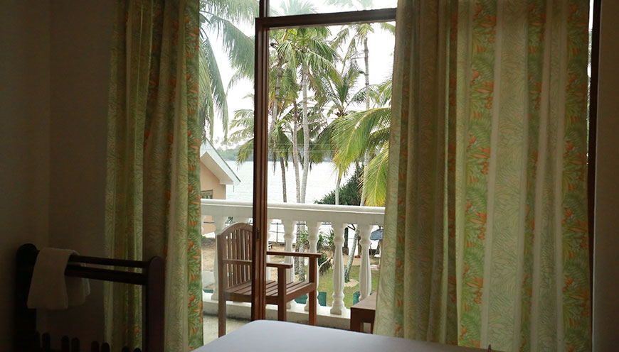 triple room sumadai hotel beruwala